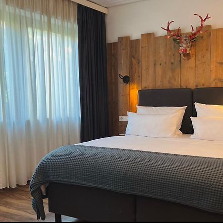 Kreuzblume Hotel & Weinstube Freiburg Bagian luar foto